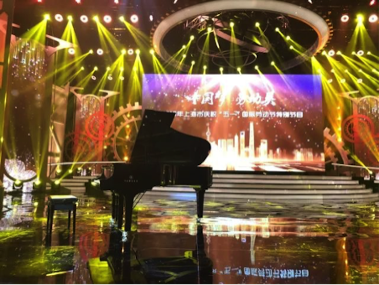 东方卫视五一晚会 ag旗舰厅网站艺术家宋思衡奏响《长江之歌》