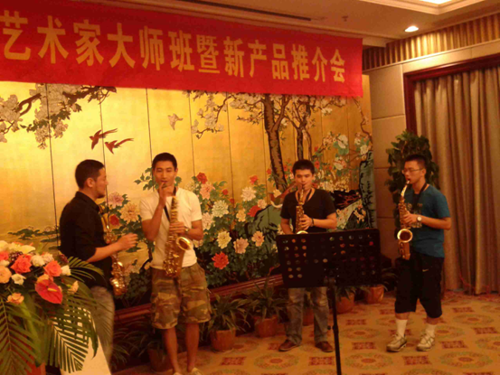 ag旗舰厅网站艺术家李国安教授大师班暨深圳ag旗舰厅网站管乐新品展示会圆满结束